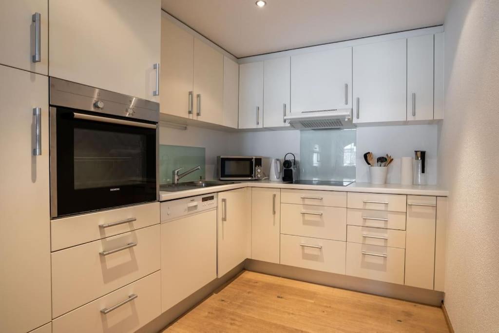 Hideaway - Sonnige Fuer 6 Personen Apartamento Zermatt
