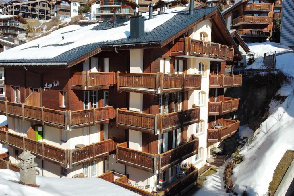 Hideaway - Sonnige Fuer 6 Personen Appartement Zermatt